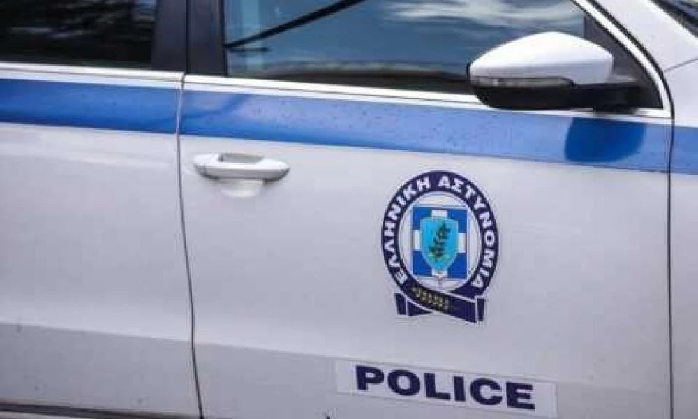Συνελήφθησαν δύο άντρες για πλαστογραφία σε Μύκονο και Θήρα